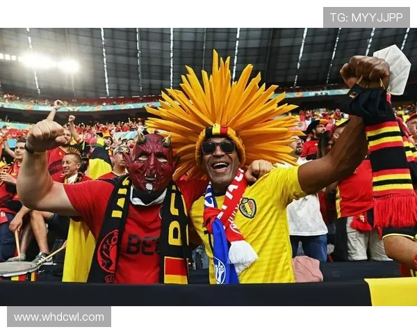 足球场上的王者风范：解析球员成长轨迹与赛场内外的奋斗精神