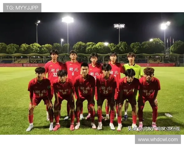 武汉足球队灵活性对比分析揭示战术优势与发展潜力 武汉足球队灵活性对比分析揭示战术优势与发展潜力
