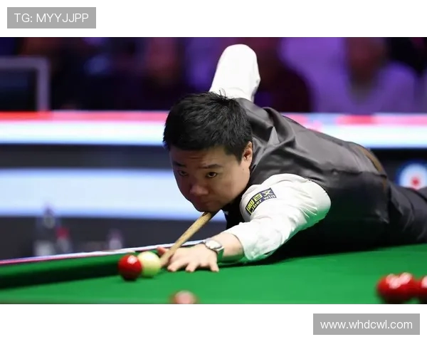 台球技巧与策略全解析 打造你的专业台球水平提升之路