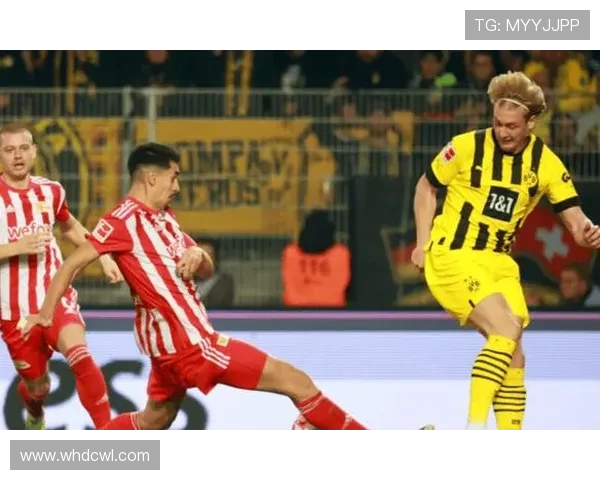 多特蒙德迎战劲敌全场鏖战激烈双方攻防转换展现巅峰对决