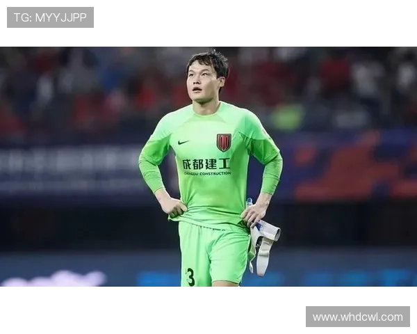 U21西班牙与意大利激战正酣青年球员展现足球未来的无限可能 U21西班牙与意大利激战正酣青年球员展现足球未来的无限可能